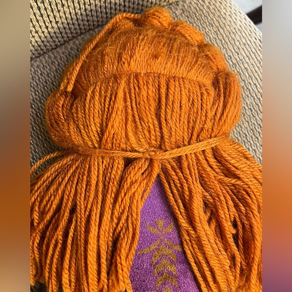 Disney Frozen II Princess Anna plush doll - Picture 6 of 7